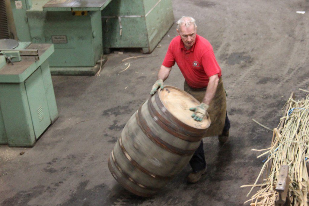 Skotland Speyside Cooperage 02-06-2014 12-26-27